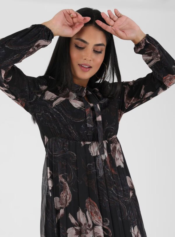 Modest Dress-in style new